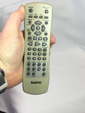 Authentic OEM Sanyo N108A DVD / VCR Combo Remote Control Unit DVW-5000 TESTED